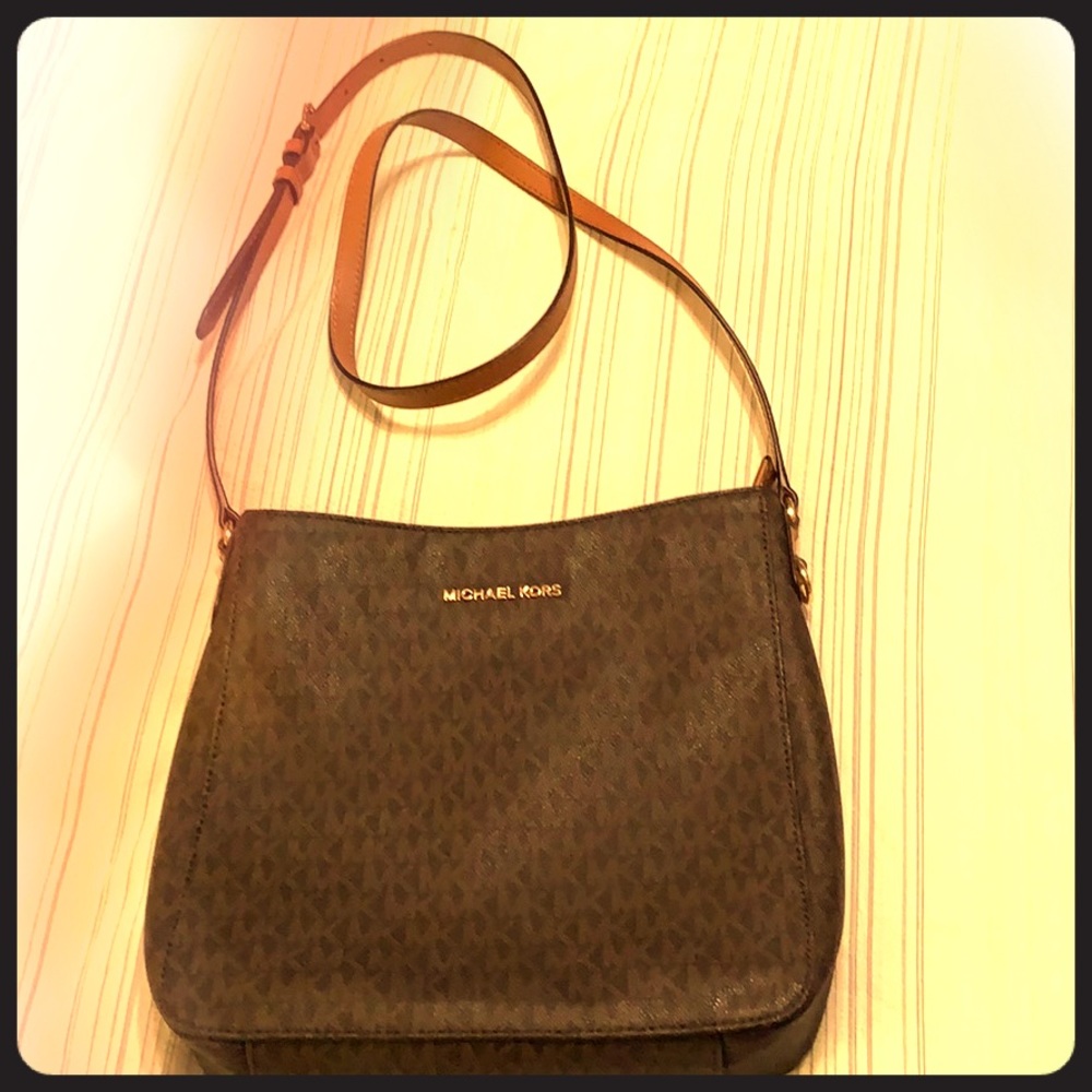 MK crossbody